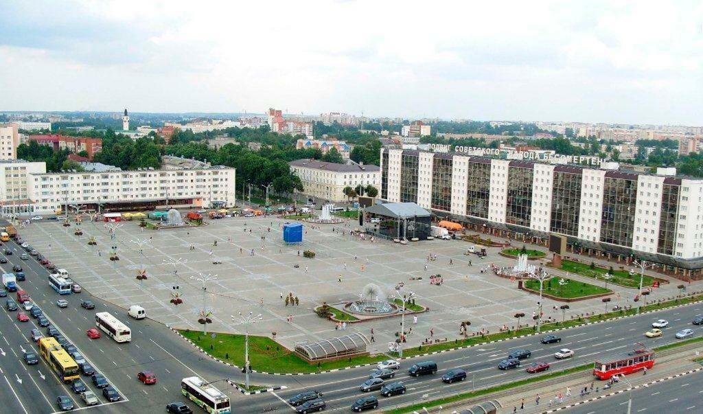 Apartments On Ploschad Pobedi Moskovsky Prospekt 8 维捷布斯克 外观 照片